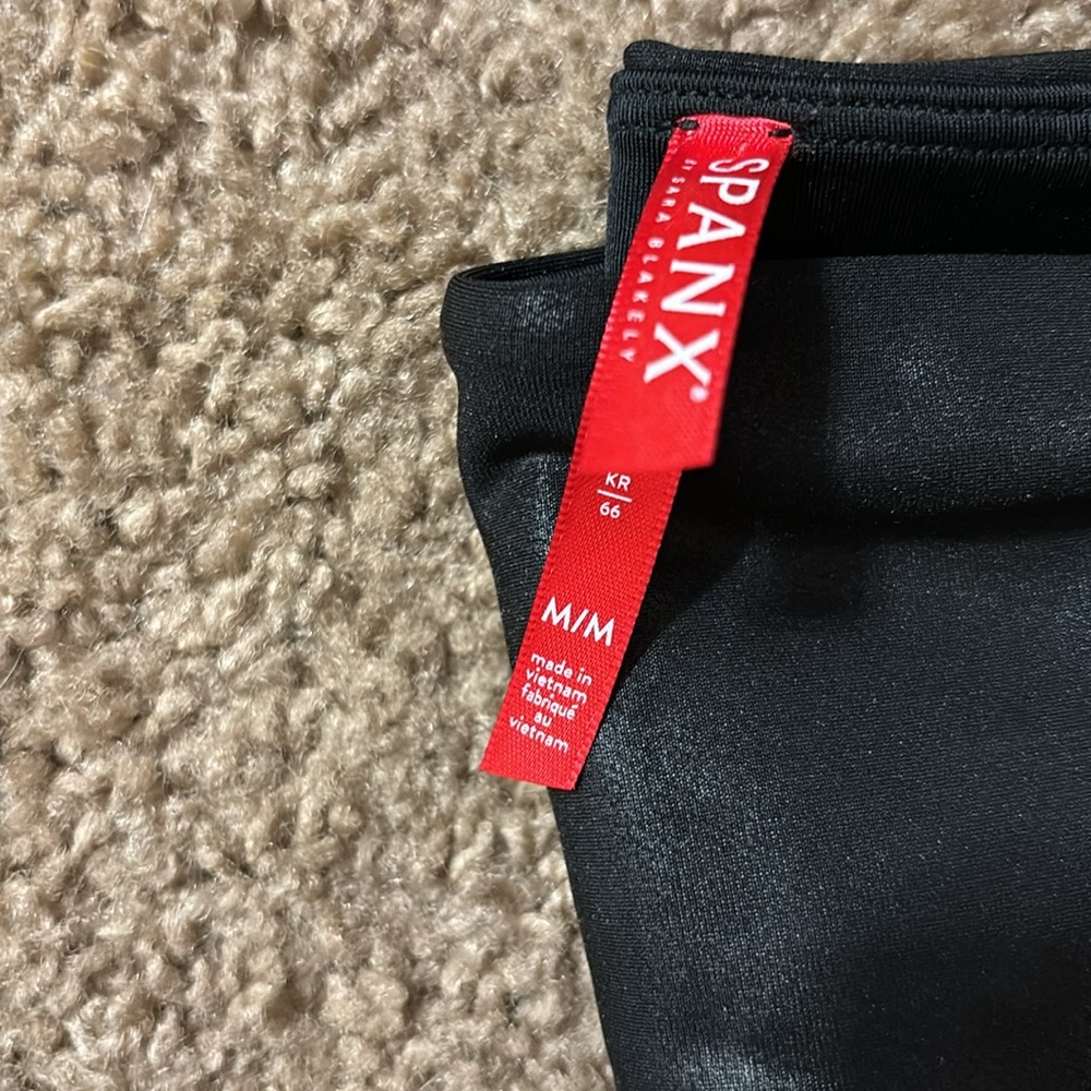 Spanx Faux Leather Leggings - Picture 2 of 4